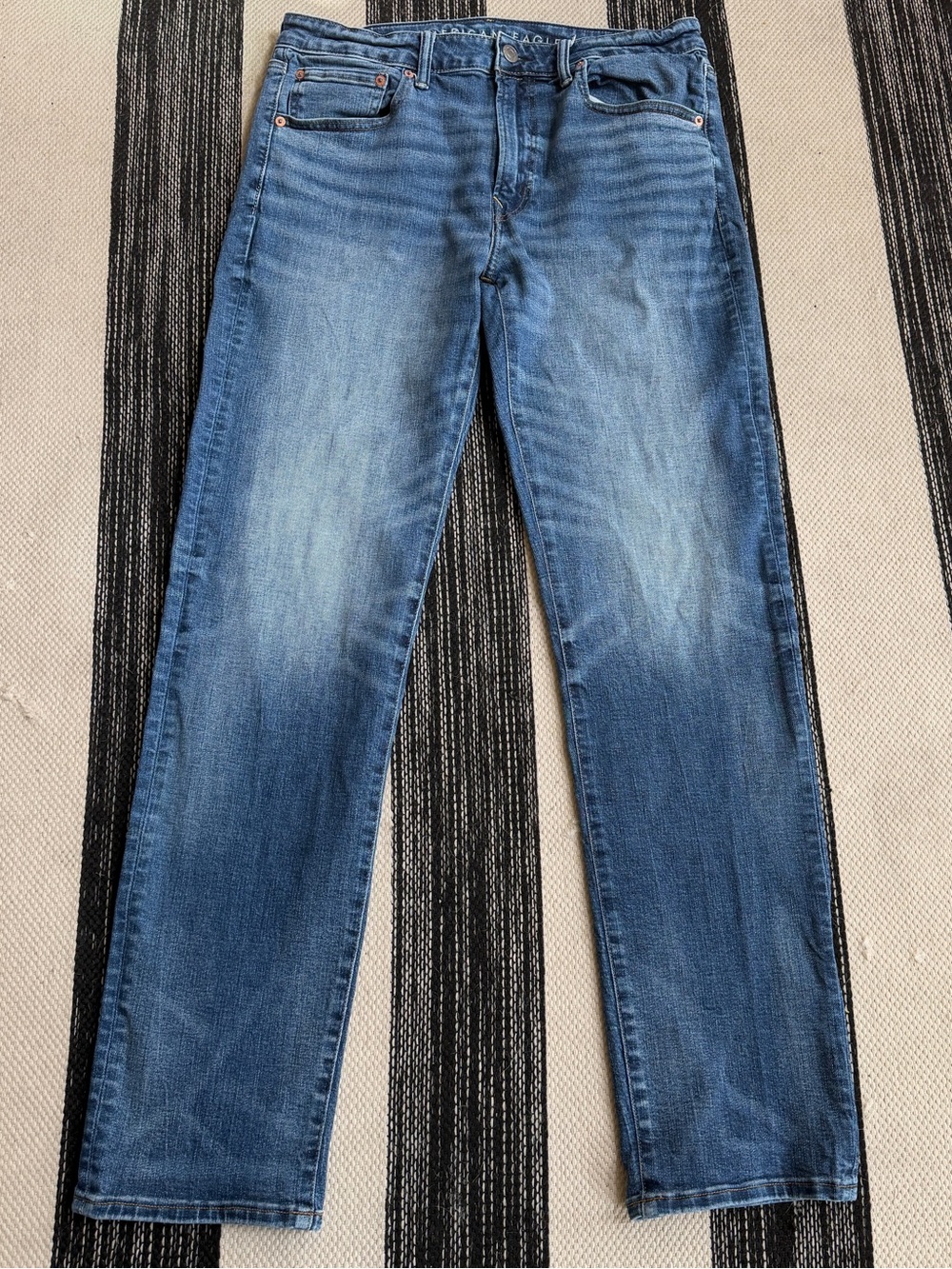American Eagle Outfitters Men's Athletic Straight Leg Blue Jeans Size 34x36